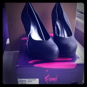 Fioni Jubilee black sparkle high heels